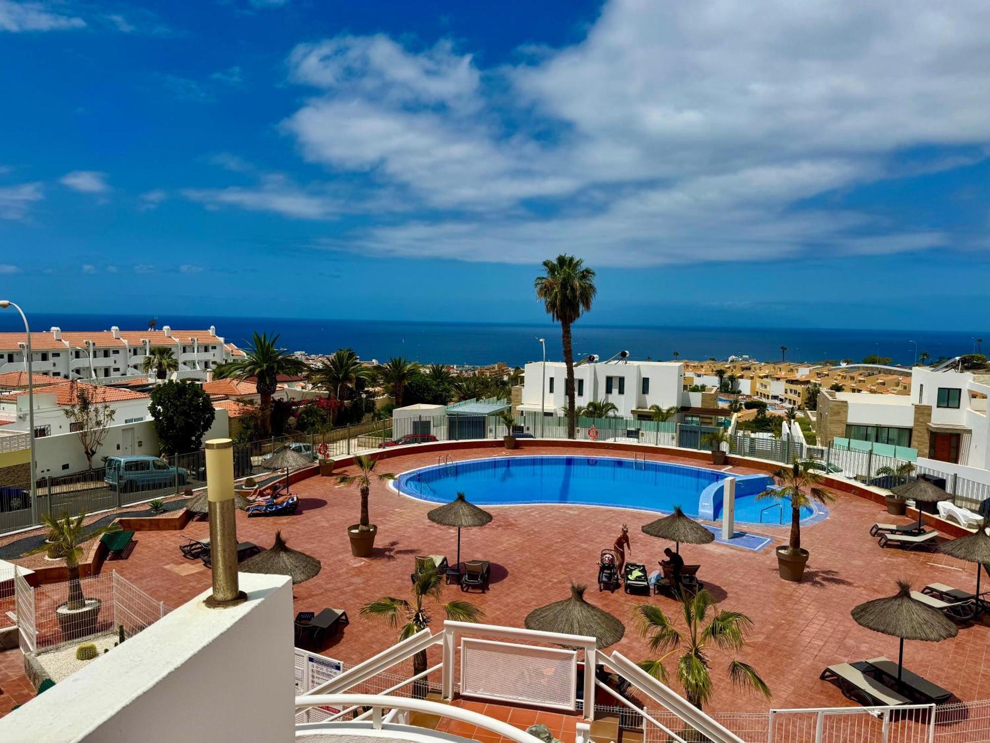Stunning Apartments With Pool Tenerife Costa Adeje  Exterior photo