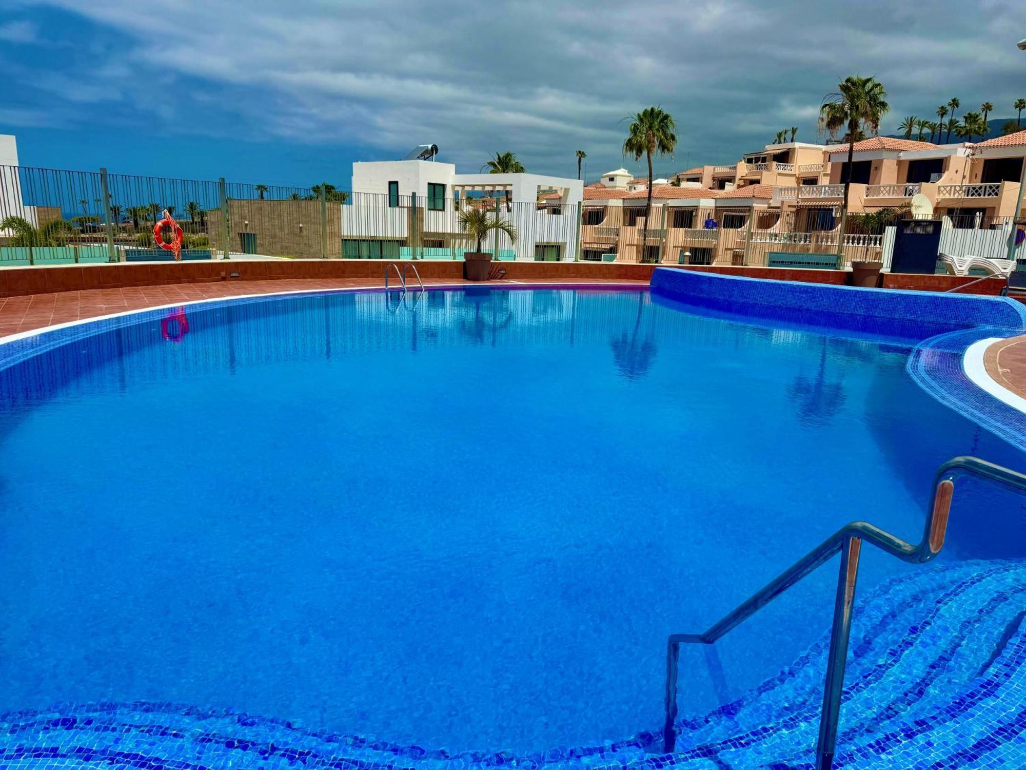 Stunning Apartments With Pool Tenerife Costa Adeje  Exterior photo
